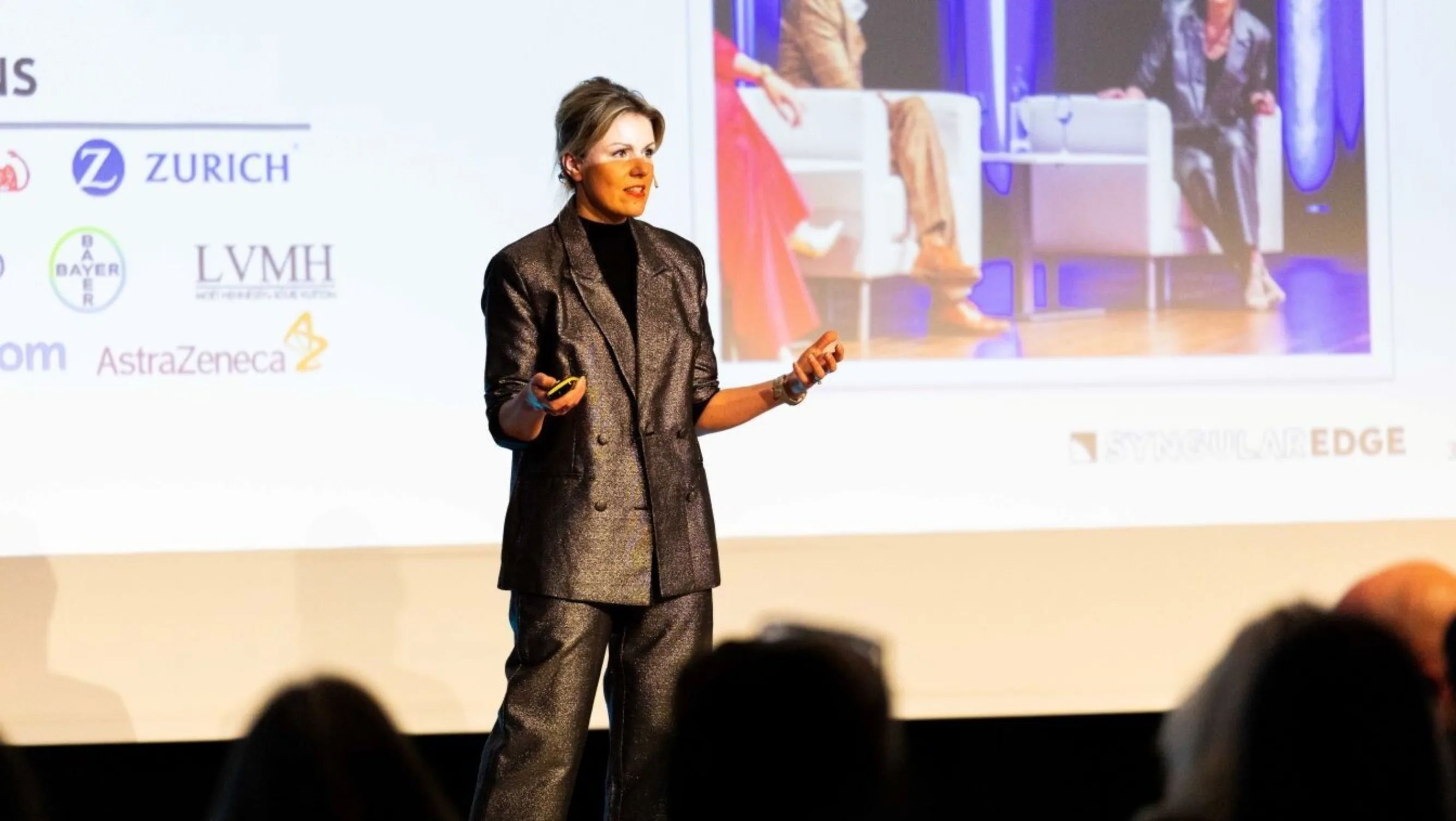 Bo Vialle Derksen scenen