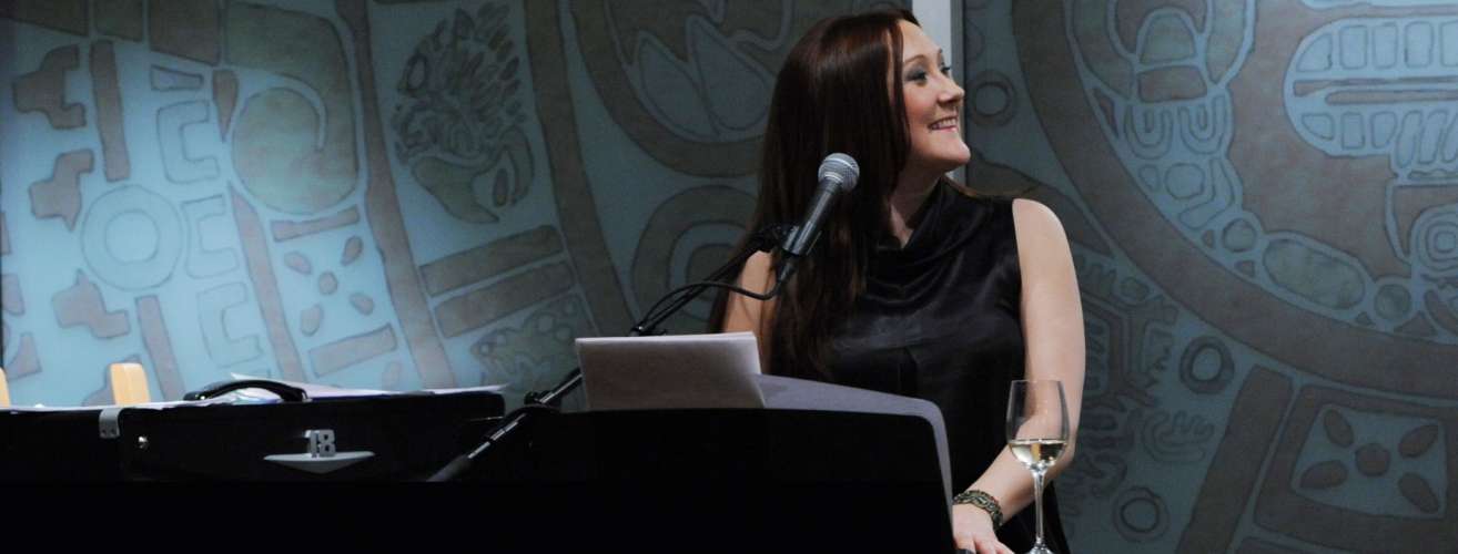 HR-profilen Mette Hopsdal: Artist, salsa og direktør for DNA